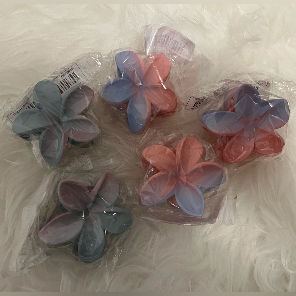 Gradient Flower Hair Claw